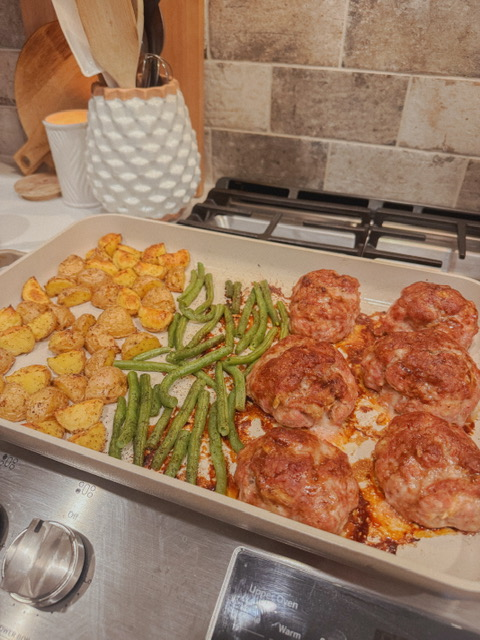 sheet pan meal with roasted potatoes and green beans, and pork mini meatloaves